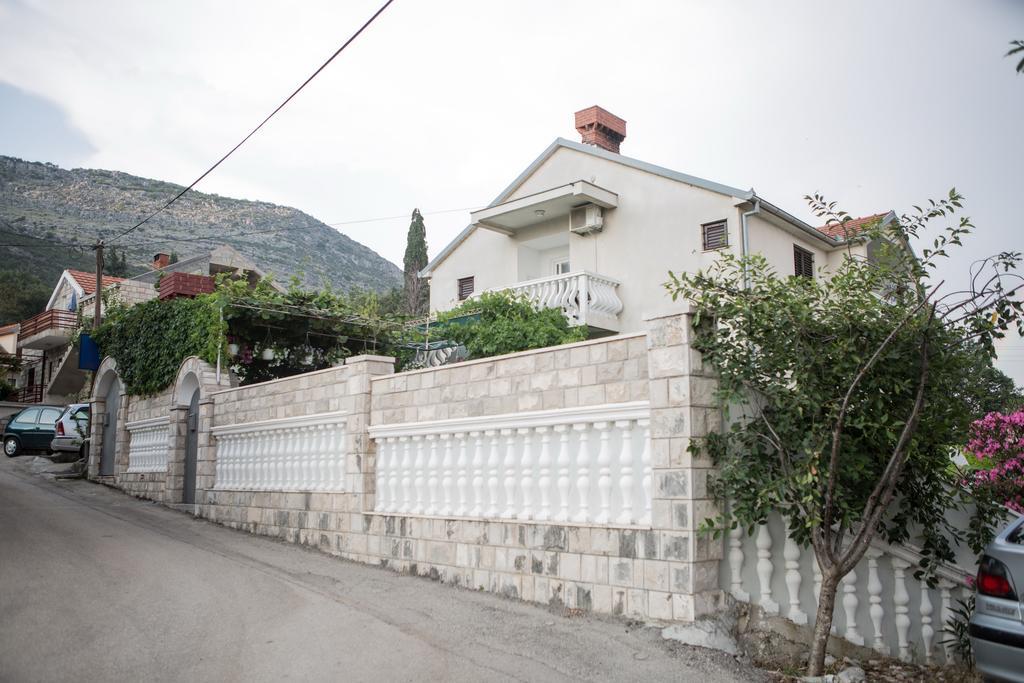 Villa Jelena Τρέμπινιε Εξωτερικό φωτογραφία